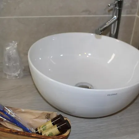 5 Terre Dei Poeti La Spezia