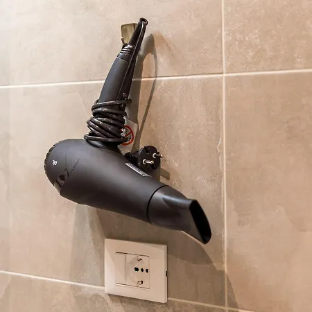 5 Terre Dei Poeti Konukevi La Spezia