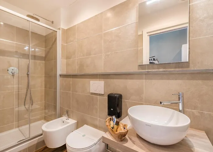 5 Terre Dei Poeti 4*