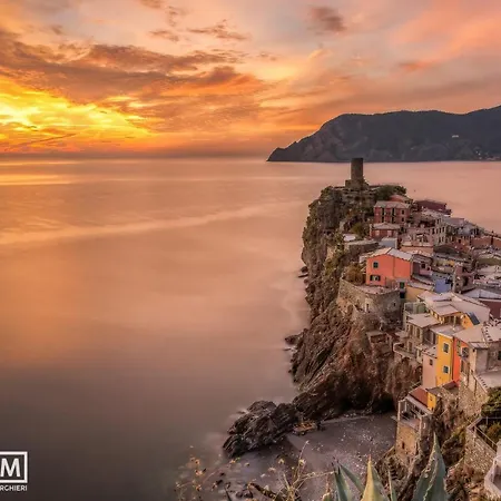 بيت ضيافة 5 Terre Dei Poeti 4*